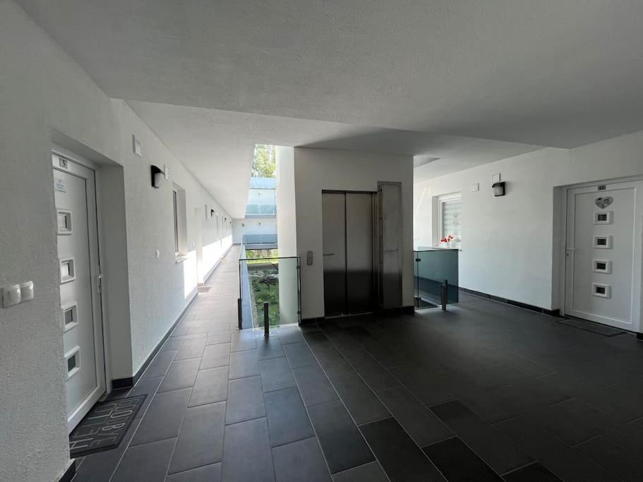 Swan Apartman - Keszthely Luaran gambar